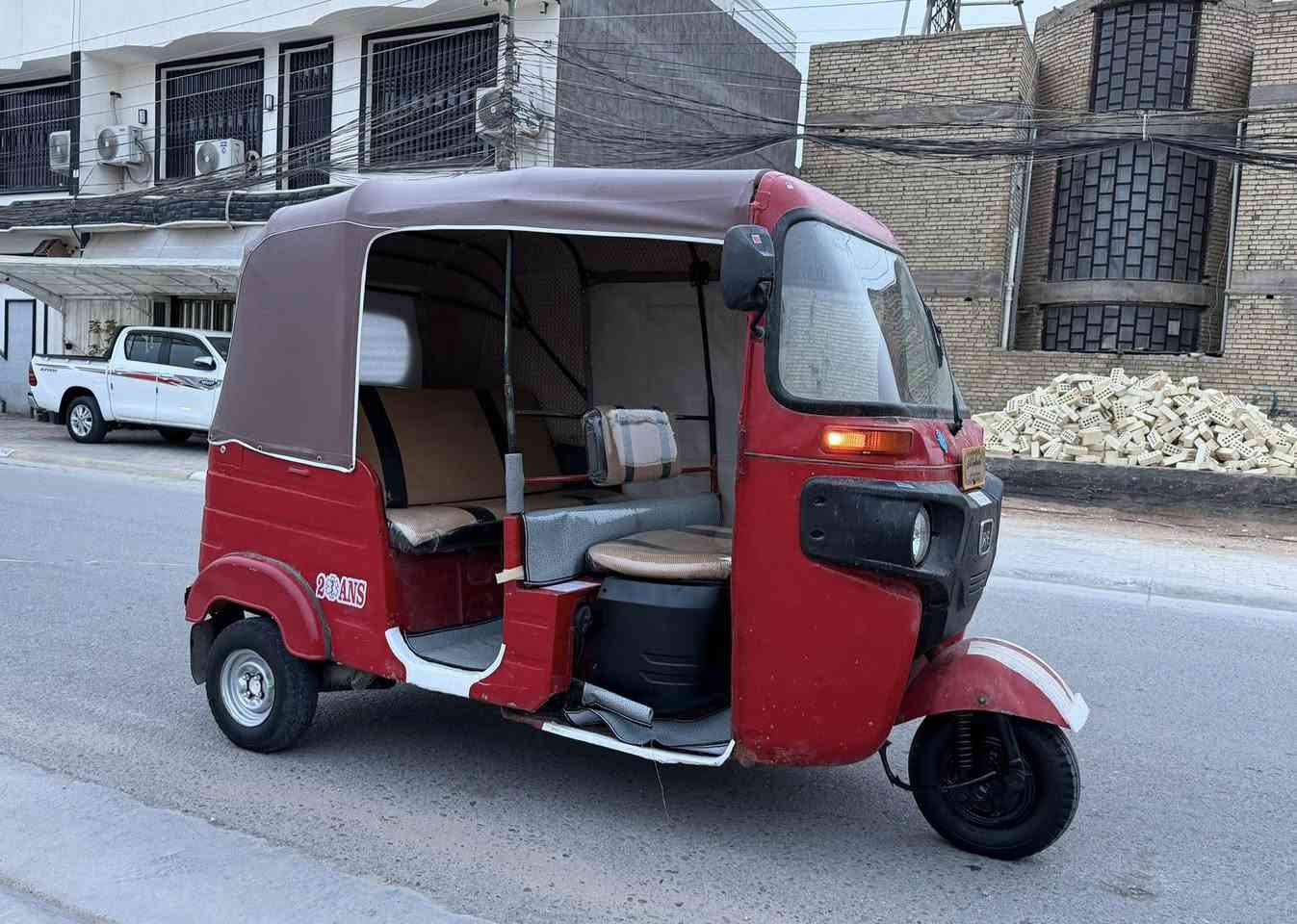 تكتك للبيع ٢٠١٨شهر ١ طالعه من المعرض اوراق كربلاء البغدادي محرك مال ٢٠٢٠ جديد محرك كفاله كشر مكفول عدا طخه بارد إصبعين تكتك جاهزه من كل شي تراي حلو وناعم 
مكاني كربلاء


**إذا كنت صاحب هذا الإعلان وتريد حذفه لأي سبب، رجاءا أرسل رسالة إلى الدعم الفني**