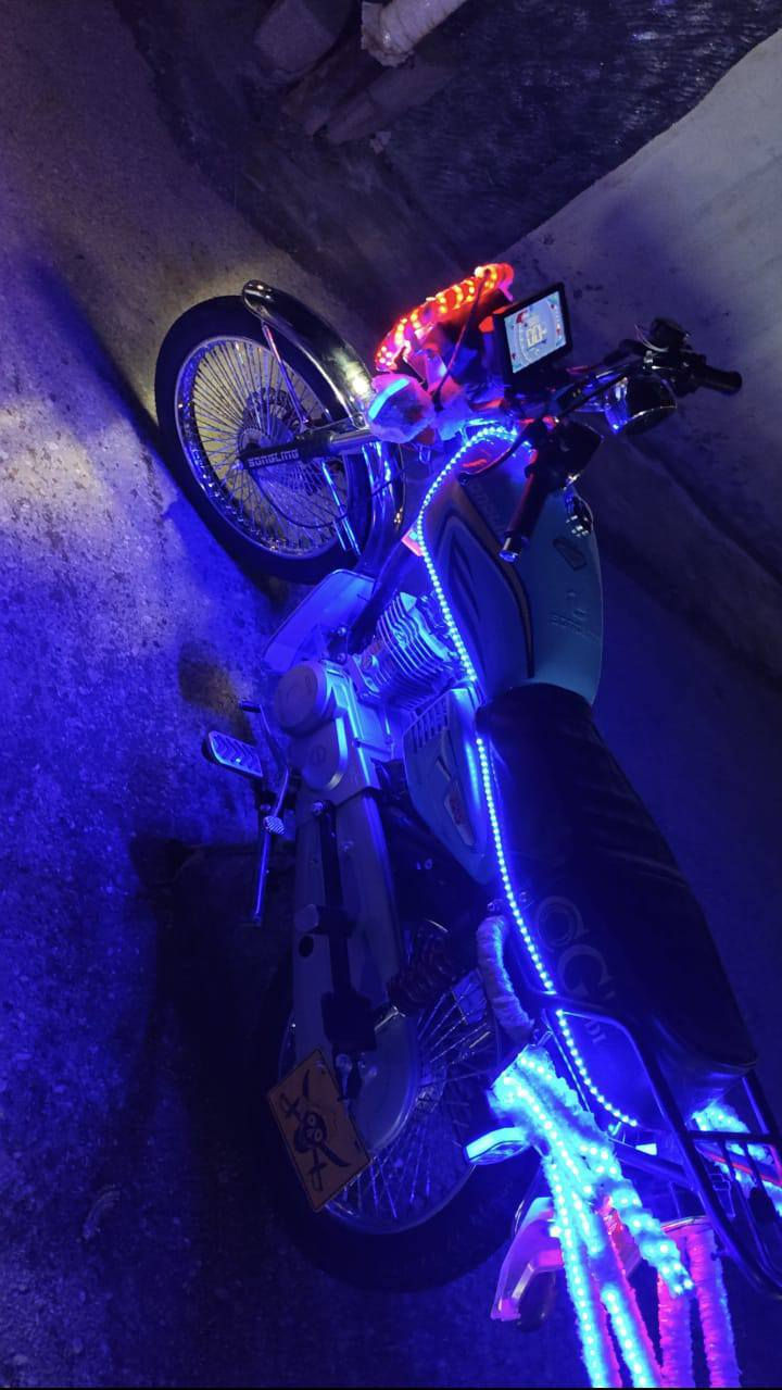 دراجه تايكر 26 للبيع او مراوس ب25 السعر 740 و بيه مجال للطيبين نقص بس (اصبع للدسك) كلشي شغال  بس الشاشه تخربط مكاني جسر خرنابات
رقم***********
