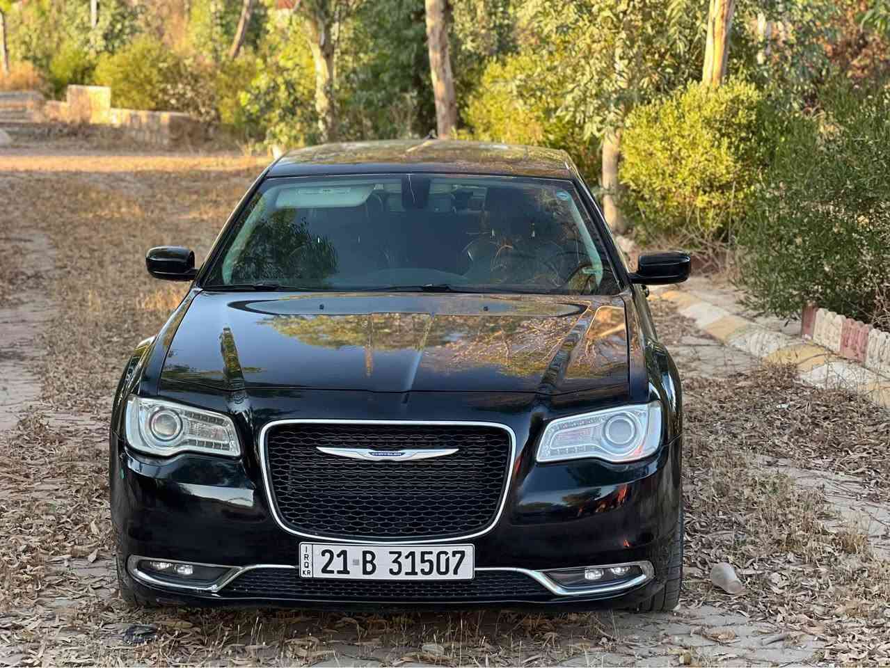 سلام عليكم
السعر 249 ومجال
للبيع اوباما كرايسلر  موديل 2019 C
 ( ٢٠١٩) اصل 
تو ويل
المواصفات :
* پانوراما . 
* نقطة عمياء . 
* حساسات امامية . 
* مصابيح امامية زنون مع LED . 
* ويل قياس 20 أنج  
* حساسات خلفية . 
* شاشه كبيرة مع نظام ملاحة نفكيشن GPS .
* سستم صوت الپاين مع سماعات بيتس .
* ⁠دمام صوت خلفي
* داخل جلد  مختم  
* مقاعد أمامية كهربائية عدد 2 . 
* مقاعد أمامية تبريد وتدفئة . 
* تشغيل عن بعد . 
* تدفئة ستيرن . 
* محدد سرعة . 
* تلفون بلوتوث . 
* كاميرا خلفية .
* مرايا متحسسة للاضاءة العالية .
* دخول ذكي (بصمة) .
ماشيه ٩٥ الف

وارد كندي كلين تايتل
بيها ملاحظات بسيطة
للاستفسار تواصل عالخاص 
او دز رسالة على الواتساب
***********
 سعر 249 ومجال كركوك, العراق
