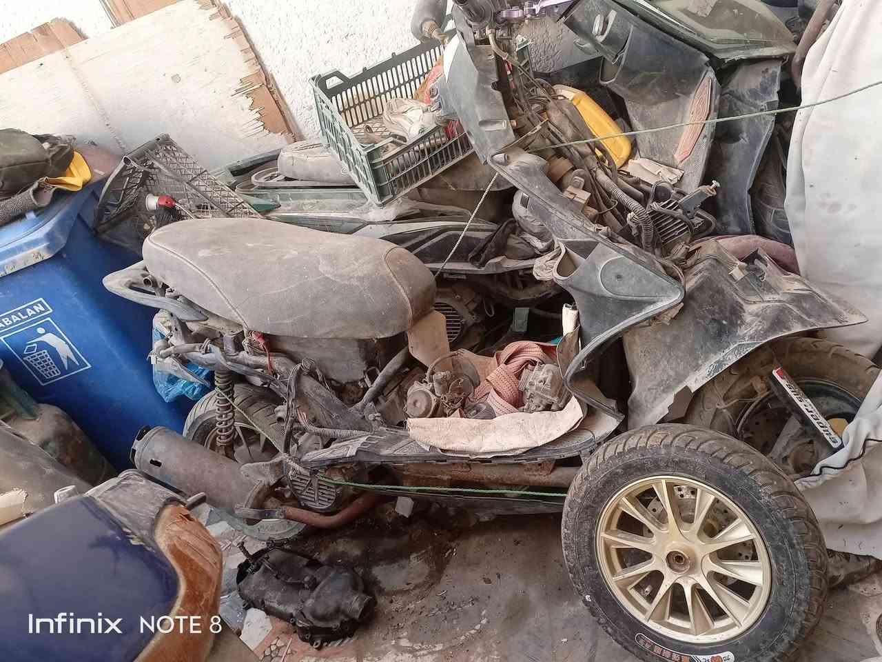 عندي دراجات اللبيع بل سكان الصناعي ***********
