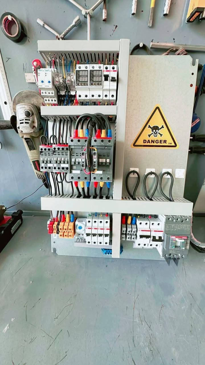 سلام عليكم خوان شغله ترميم تشطيب نعمل بكادر متميز وباسعار مناسبة ونعمل بنضام النقد والقصد ونستقبل كل امور العمل والمقاولات ويكون التسديد على شكل دفعات   وعمل   ممتاز وسرعه بالنجاز وبدون توقف
***********
