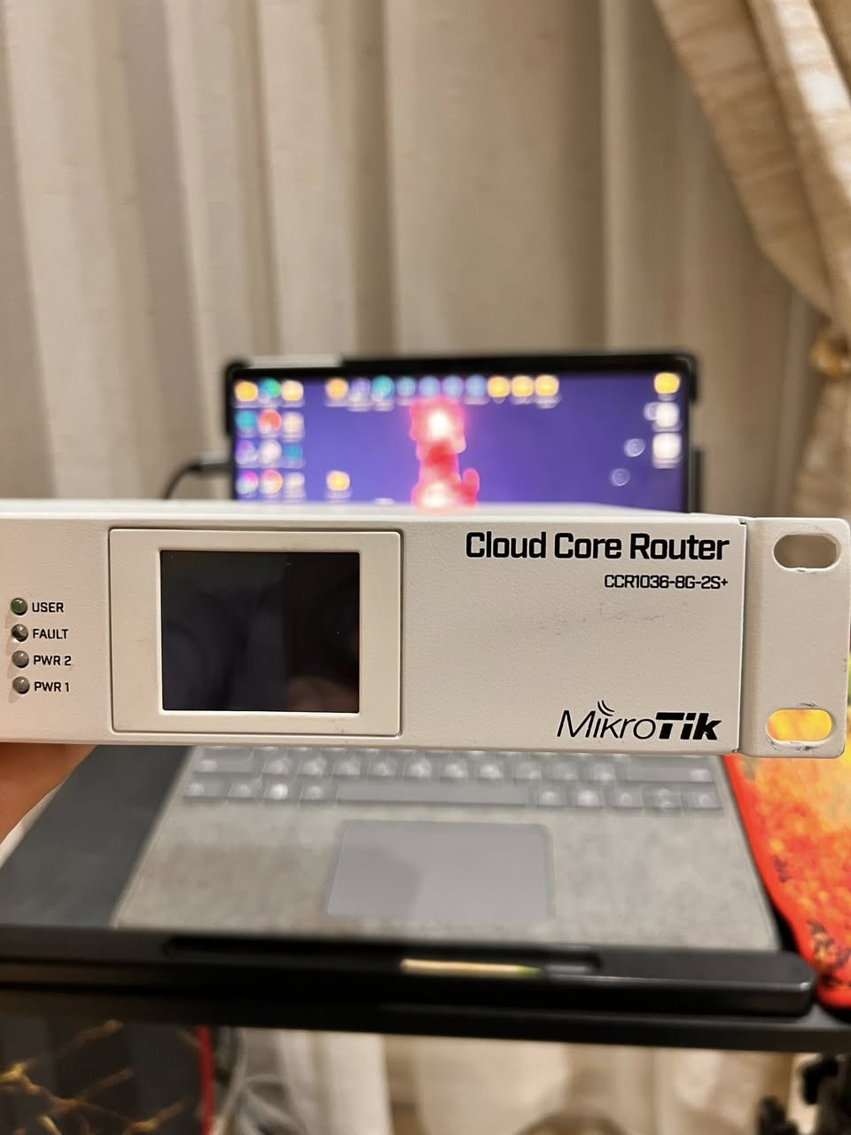 راوتر بورد ccr1036-8g-2s +EM مستخدم جديد نضافه 100‎%‎100 
السعر  950.000 الف الجهاز اخو الجديد  
0782996667


**إذا كنت صاحب هذا الإعلان وتريد حذفه لأي سبب، رجاءا أرسل رسالة إلى الدعم الفني**