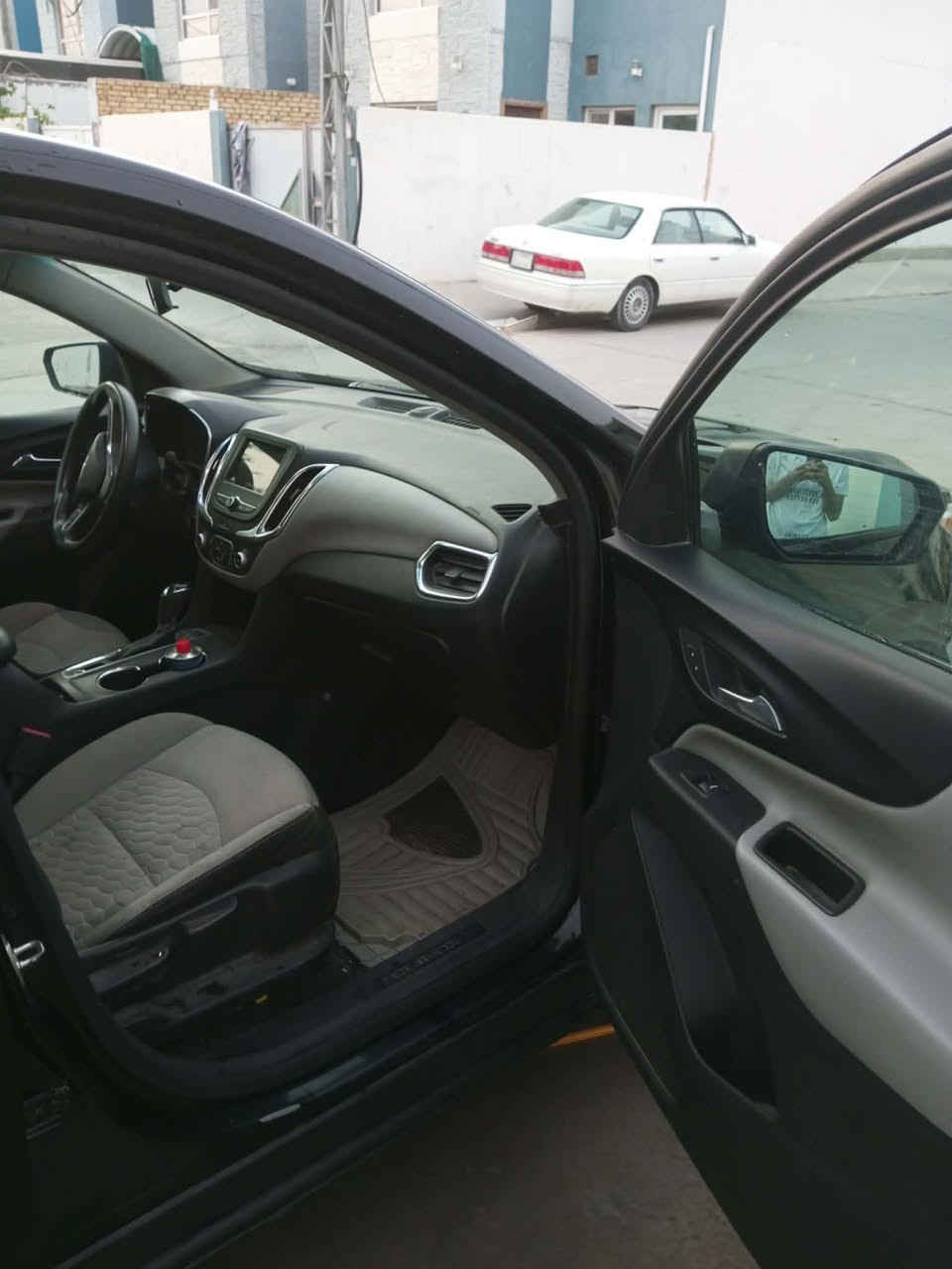 سيارة إيكونكس 2019 تخم تاير جديد تخم دسكات جديد تبريد شغال رقم نجف سياره باسمنه السعر 130رقم الهاتف ***********
