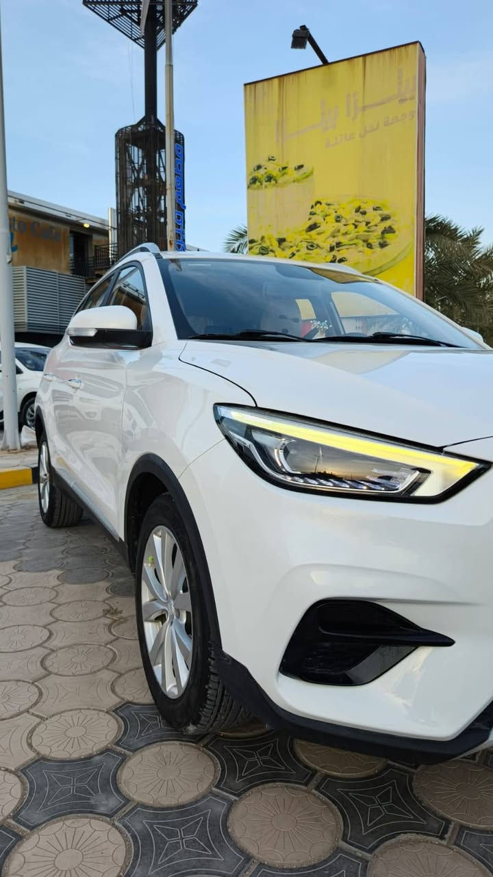 السلام عليكم سياره ام جي ZS. موديل 2023   
  داخل ضمان تبديل دهن شركه. مكينه 15000
فول مواصفات عدا الفتحه 
لايت زنون عالي ناصي  
لد نهاري 
اتو هولد 
تحكم ستيرن جهتين 
تبريد قطعيتن
كشنات جلد 
سايد بريك دكمه 
مانع انزلاق 
لد امامي وخلفي 
تبريد شاشه وبيانو 
شاشه كبيره 
شاشه اعطال 
سياره مكفوله كفاله عامه
سياره بسمي 
السعر 130وبيها مجال 
مكلف بل النشر 
مكان النجف الاشرف 
‏‪***********‬‏
