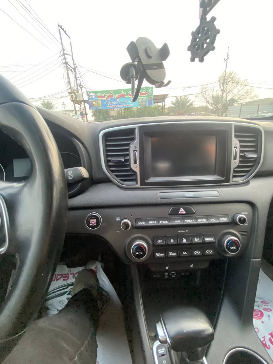 سبورتج 2017
وارد أمريكي مبدل جاملغ خلفي فقط
بصمه، جلد، تبريد قطعتين، دفع رباعي ، نزول منحدرات 
ماشية 98065 mi
رقم بابل 
السعر 16000$
رقم التواصل ***********
واتساب ***********
