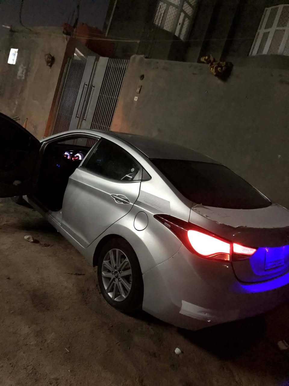 السلام عليكم
بيع مستعجل مستعجل 🌹
للبيع هوندا 👑
النترا 🥇
خليجي اصل
شرط التحويل ♥️
موديل 2014
السيارة 1 على 1 👍
فتحه + بصمة تشغيل
كهربائيات على وضع الشركه
تبريد شغال 🧊❄️
السيارة بيها قطع صبغ وبيع مصبوغه عام
دواخل حلوه
السيارة مكفوله من الكلبه ول كص
السيارة حداديه فوول 🥇

   العنوان سماوه

الاستفسار ***********

  السعر 85 ورقة

 وتحياتي للجميع 🌹
