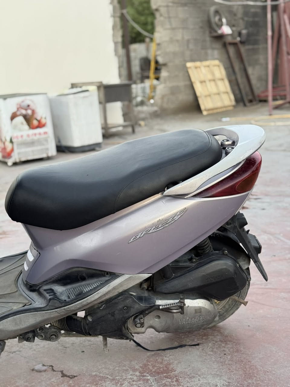 السلام عليكم للبيع دراجه بريز نضافه فول شرط الفحص جيب فيتر وتعال كلشي شغال بيه السعر ٧٠٠ وبيه مجال مكاني بغداد السيديه ***********
