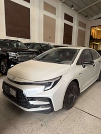 كورولا بلاك اديشنS موديل:2025 زيروو  07727290057