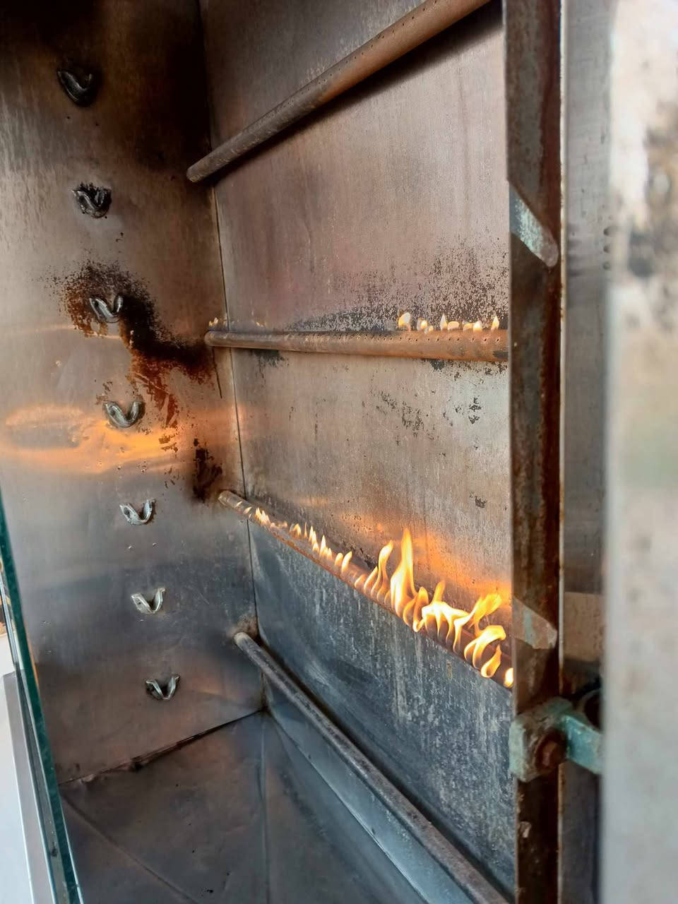 للبيع  
رقم ***********
