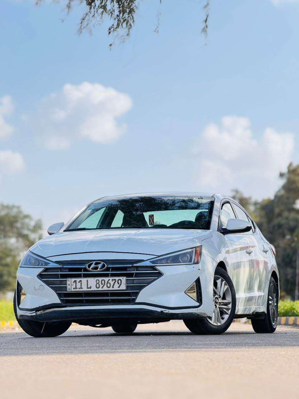 السلام عليكم 
الانتره ٢٠١٩امريكي
كير at بلادي 

نص مواصفات 
فول تحكم ستيرن 
شاشه لمس كامره دواره 
رادارات امامي وجانبي 
قياده ذاتيه 
داخل لونين 
مكينه 2000 دوش 
ماشيه 85 
حساسات خلفيه 
ارضيه مدوشمه 

السياره بسمي رقم بغداد الدولي حادثه مرفق بل منشور جاهزه 
مكينه كير ع وضع شركه حداديه تبريد كله جاهز مكانه بغداد الكرخ *********** سعر 118 مجاله بسيط حك جيه بغداد, العراق
