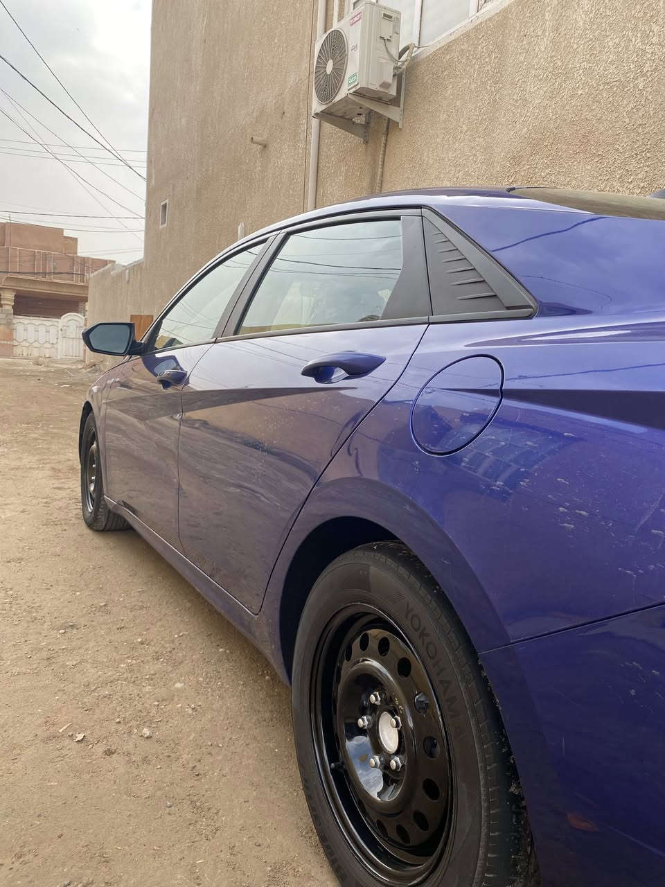 السلام عليكم ورحمة الله .النترا 21 رقم سليمانية شرط تحويل .مكينة 2000دوش مكينة وكير وصدر وتبريد بلشرط .بصمة .بصمة ابواب كاميرا دوراة وشاشة جبيرة كاربلي وحساسات فول ومواصفات هواي بيهه  سونارات ٣جدد بلمنشور وصور حادث ايضا جاملغ ايسر سرقة سيارة بدون حادث .138 بيهه مجال قليل . مكاني ديالى جديدة الشط قرب بوابة بغداد الشمالية .***********
