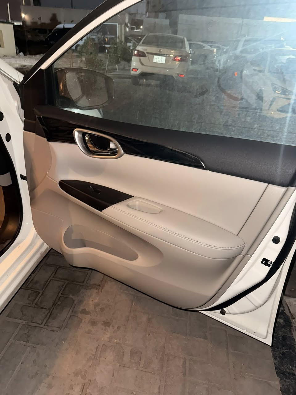 ‏سلام عليكم نيسان سنتره 2025 زيرو صفر فول مواصفات فتحة داخل بيج
‏رقم أربيل باسم شركة

‏بيع مستعجل 135 قفل بدون عملة

￼***********
