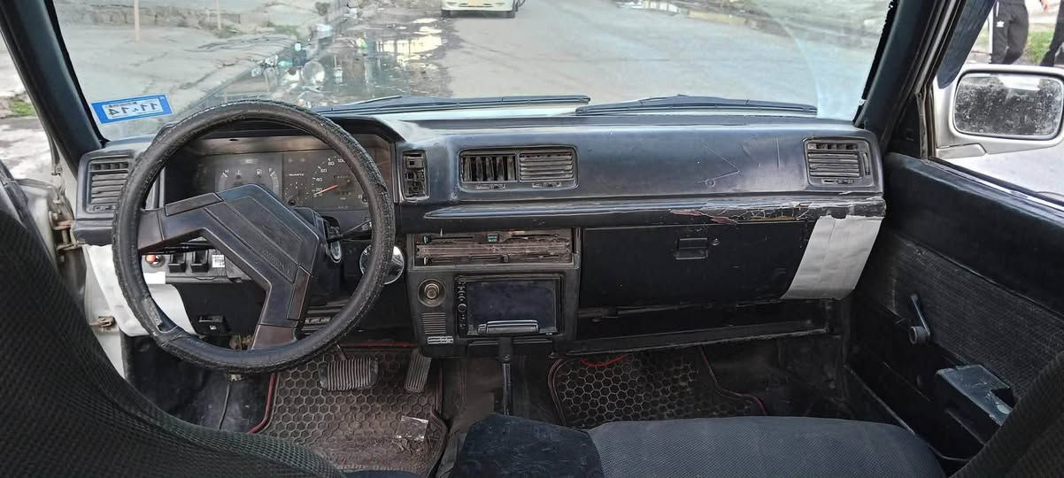 كرونا 85 كير محرك نضيف سنويه 27 تريد وكاله تريد تحويل كاربون بانزين
25$ 
*********** واتساب الموقع موصل ناحية حمام العليل
