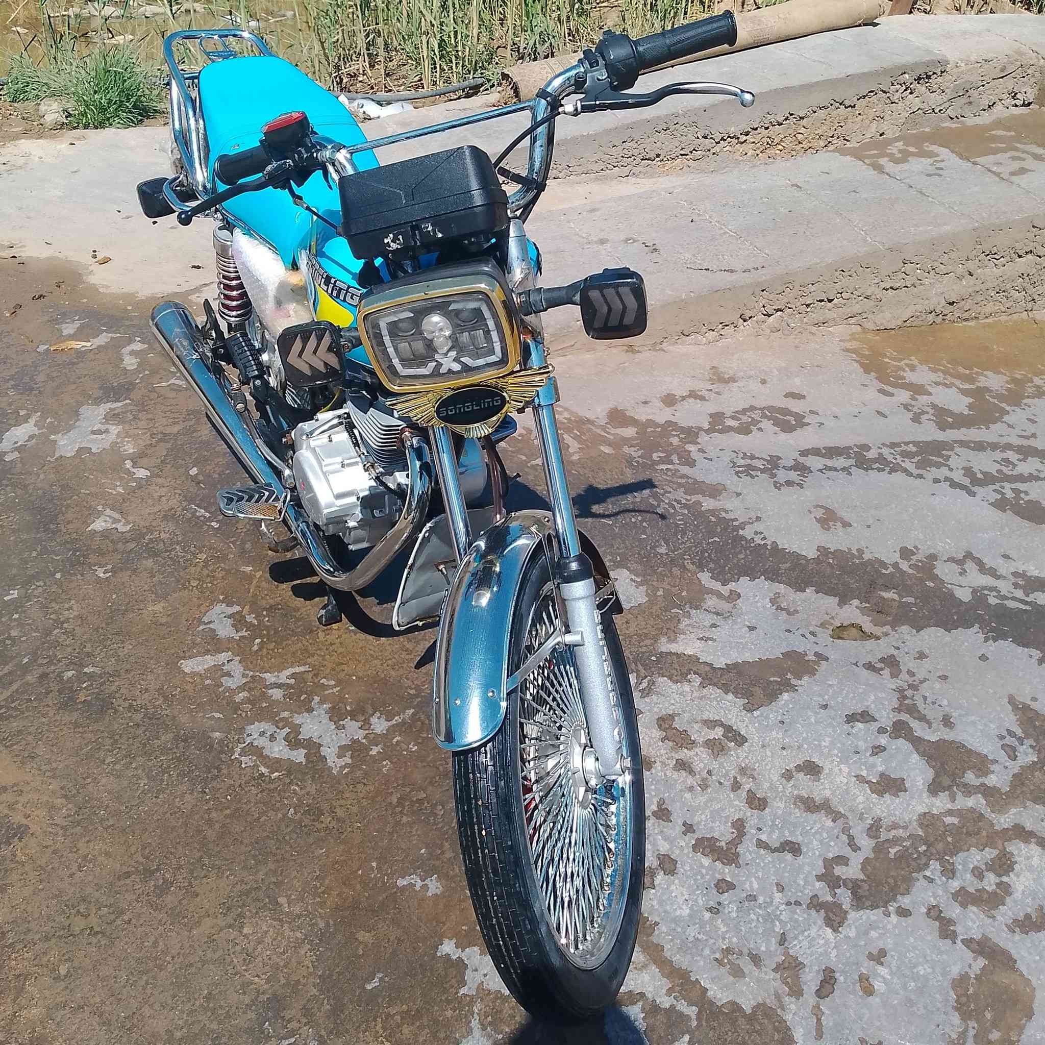 دراجه تايكر موديل 25 كامله مابيه نقص اوراق كامله للبيع او مراوس بنامه حسب القناعه مكاني ديالى الخالص ***********
