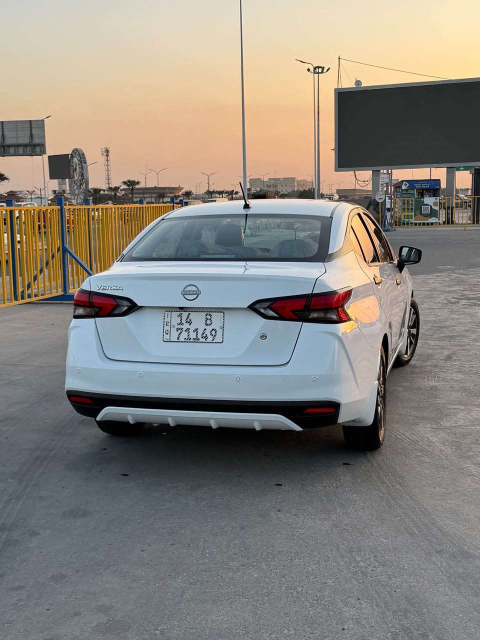 للبيع 🧿
نيسان فيرسا
تقرير غرق تعمل وتسير شغالة من امريكا
معوقين بصرة وكاله عامه
العنوان البصرة 
السعر 133$
☎️*********** البصرة, العراق
