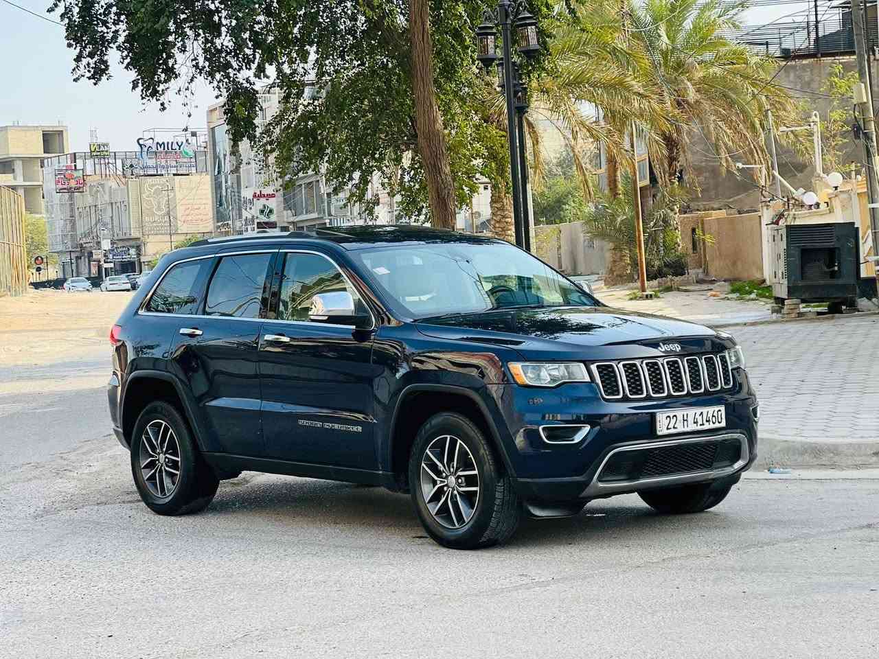 جيب  شيروكي مديل 2017  فول مواصفات لمتت سعر 187 وبيه مجال للاستفسار الاتصال ***********  وارد مريكي جاملغ  بدون دواخل وصور حادث بلمنشور  ولباقي كفاله عامه من صبغ وضربه وتبديل  ماشيه 93 مواصفات فول و 1عله1 اعله فئة  داخل بيجي فتحه بصمه تشغيل  بصمه بواب شفتات ستيرن سيدي بلجكمجه تشغيل عن بعد جنطه شفط كشنات جلد وكهربائي توقف ذاتي وتدفئة تبريد بلكشن شاشه جبيره كامره دواره مري قلاب ثلث وضعيات قياده مثبت سرعه تحكم ستيرن قطعتين تبريد مري شفط قلاب ستيرن كهربائ وبعد بيهه هواي مواصفات مكينه سته 6سلندر 3600  حداديه جديده تبريد شغال رقم اربيل سنويه لل 29 سياره جديده وجاهزه سياره كربلاء كربلاء, العراق
