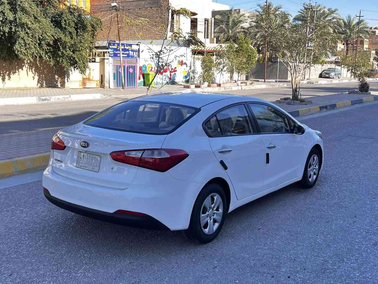 ‏سلام عليكم ***********  للبيع كيا سيراتو موديل 2014 السعر 108 وأرد خليجي السيآرة مكفولة من الحادث والتبديل بدون أي ارباك مواصفات السيآرة شاشة وكاميرا خلفية يدات نيكل اشاير عل المري محرك دوش داخل بيجي لد أمامي 4 دسك السيارة بيه صبغ قطعة اثر شخوط مكينة وكير وحداديه وتبريد وتخم تاير بحاله ممتازه جدا رقم بآبل تحويل مباشر سنويه مجدده 2030 مكان السيآرة كربلاء
