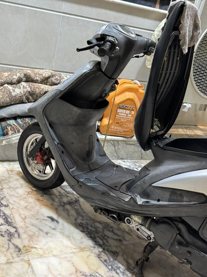 ماكس عدله لبيع دراجه مال مزاد كله ختم واحد(٢٨)ختم بيه اوراقه موجوده منفيز وصل حاويه دراجه كله بلادين ماشيه (٤٠) ألف ترراجه احله من الصور كفاله من كلشي (المايعرف سعرهن لايخابر رجائا)مكاني ناصريه مركز***********
