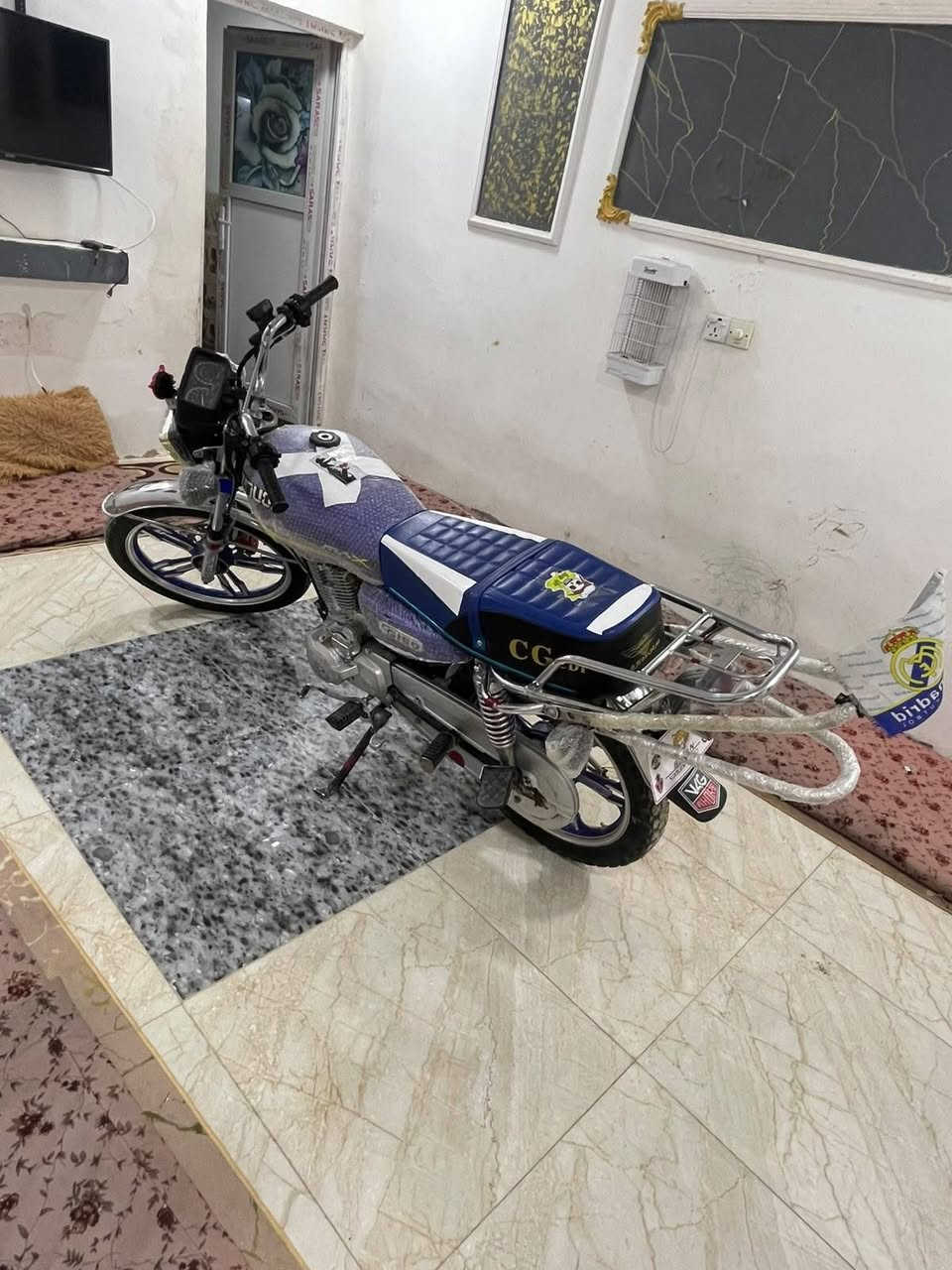 السلام عليكم سونك موديل 23 5كير نكره سلف محرك شرط سبانه مامضروب كهربائيات كله شغال بس ناقصه باتري تيرات نضيف دبلات نضيف  نشاط فول سعر ٥٣٥ بي شويه مجال رحمه عله موتاكم مو شراي لا تخابر ولا تراسل ولا تكسر بل سعر وتساب ***********
