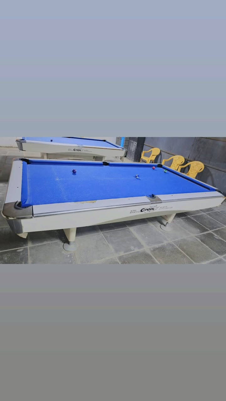 للبيع ميوزه بلياردو
سوبر ماستر 
دبل شاصي  3  الواحد ب 8 ورقات 
تك شاصي   3  الوحد ب  7  ورقات 
وبيهن مجال  
الاستفسار. ***********
المكان سوق الشيوخ 
كل ميز ويا كيوبين وطوبات
