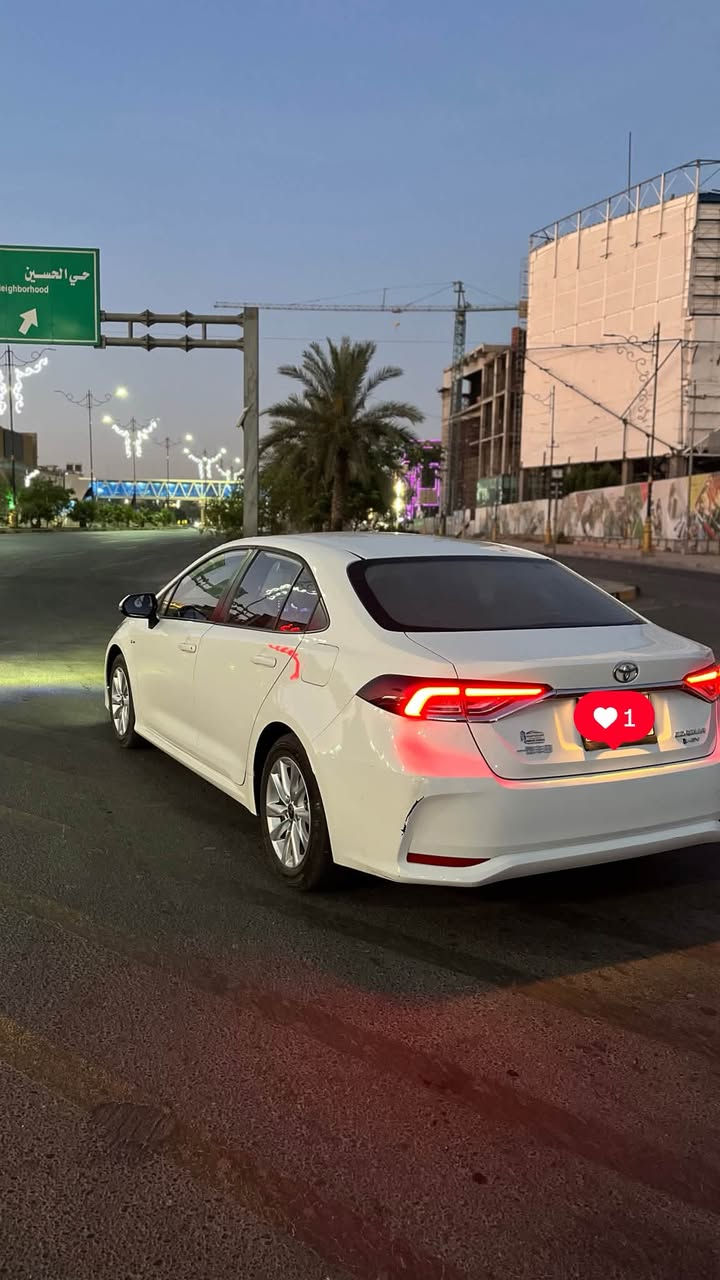 🚘 للبيع | تويوتا كورولا هايبرد 2025

✔️ الموديل: 2025
✔️ الممشى: 20 ألف كم فقط
✔️ السيارة بكفالة الوكالة
✔️ اللون الداخلي: أسود
✔️ فل مواصفات

المواصفات:

* نظام هايبرد اقتصادي جداً باستهلاك الوقود
* تشغيل بصمة
* دخول ذكي (Smart Key)
* شاشة لمس
* كاميرا خلفية
* حساسات
* مثبت سرعة
* نظام المحافظة على المسار
* نظام التحذير قبل الاصطدام
* إضاءة LED
* جنوط ألمنيوم
* تحكم بالدركسون
* مكيف أوتوماتيك

✅ السيارة نظيفة جداً، استعمال شخصي، وما تحتاج أي مصروف.
📍 للجادين فقط، والفحص بأي مكان يتم الاتفاق عليه.
📞 للاستفسار والتواصل  الاتصال.*********** 
مكان السياره كربلاء 

رقم كربلاء
