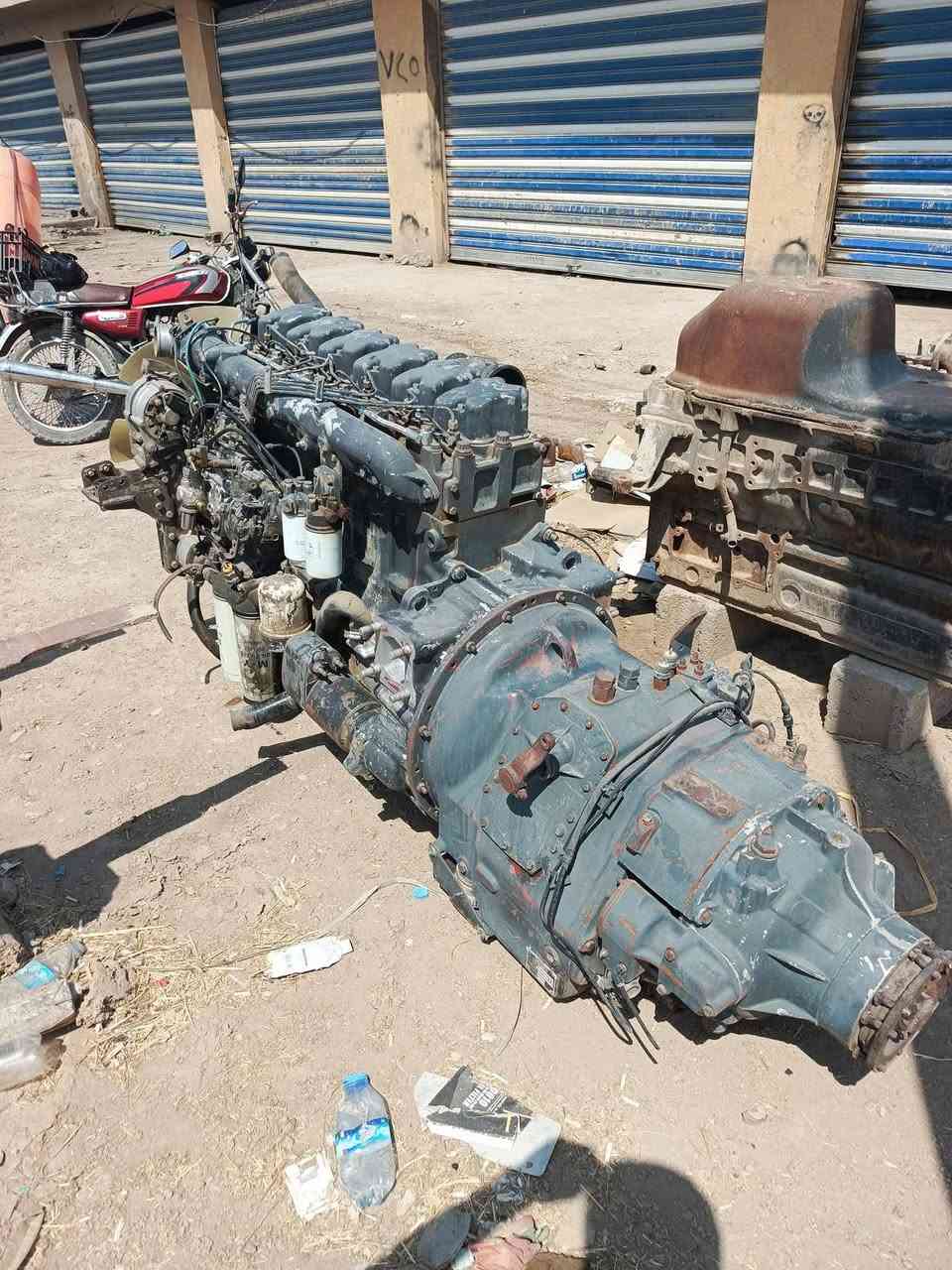 مكينه رينو بم ونوزل 120 بيها بخار  السعر 8 ورقات قفل *********** عنوان ديالى خان بني سعد
