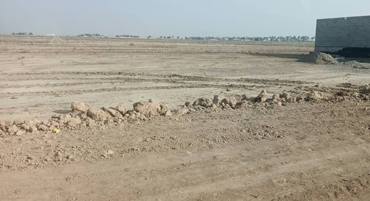 يا الله ( للبيع) 
قطعة أرض سند ٢٥ بأسمي مساحة ١٠٠ م ( ٥ * ٢٠ ) 
ماء.. مجاري.. كهرباء قريبا.. سبيس.. عرض الشارع ٩ 
منطقة سكنية بناء موجود بيهه 
الموقع / برغة - تقريبا خلف المدرسة الثانوية الصينية
بجانب الجملون مثل ما موضح تحويل وكالة من المالك الاصلي
السعر( ١٥ ) وبيهه مجال 
للاستفسار أكثر على الرقم 
☎ , ***********
