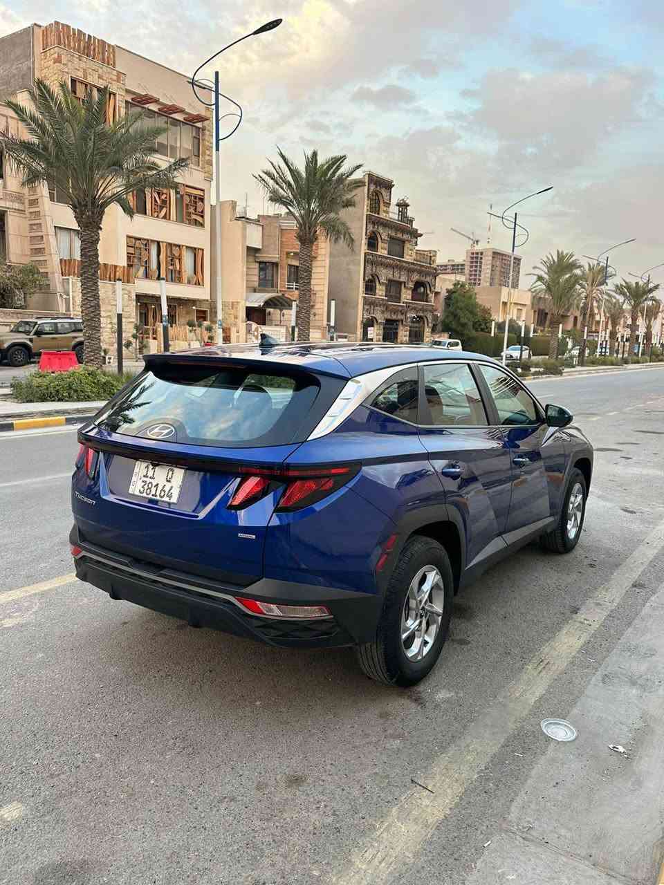 هونداي توسان وارد امريكي. ماشيه.  16 Mi
الحادث الدعاميه الاماميه السياره بدون صبغ
مواصفات  العنوان اليرموك ***********
السعر 195.  السياره موديل 2023 بغداد, العراق
