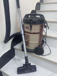 مكنسة كهربائية • أجهزة منزلية