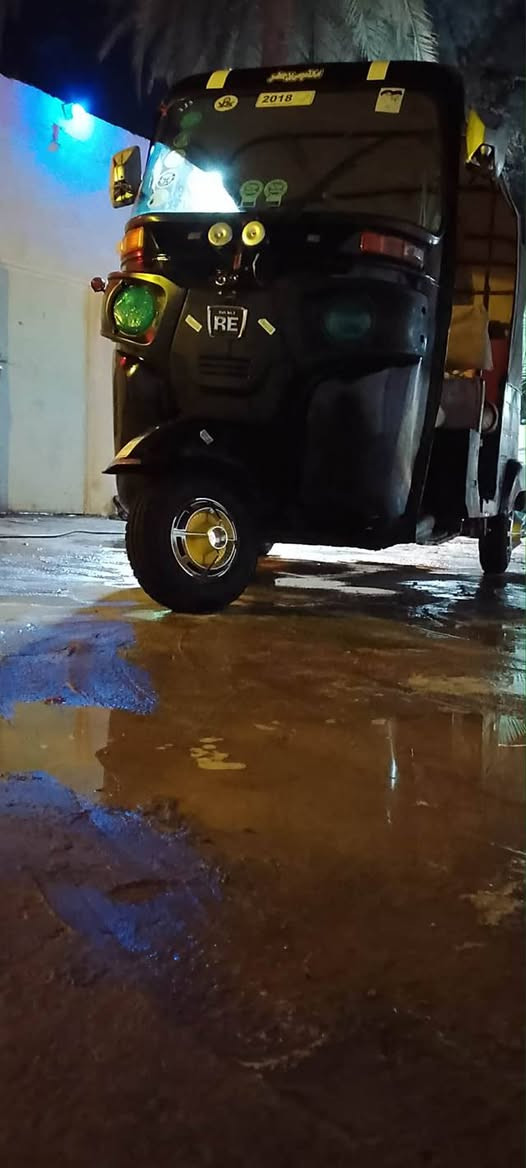 سلام عليكم شباب تكتك نضيفه مديل ٢٠١٦جاهزه كله شغاله مكينه ٢٠١٨اوراق كامله اصولي عوزه ملف شحن لسعر ٢٦٠٠وبيه مجال متوازي عله بيع لعنوان نجف كوفه لشري يجي خاص وبي خير ويدلل
