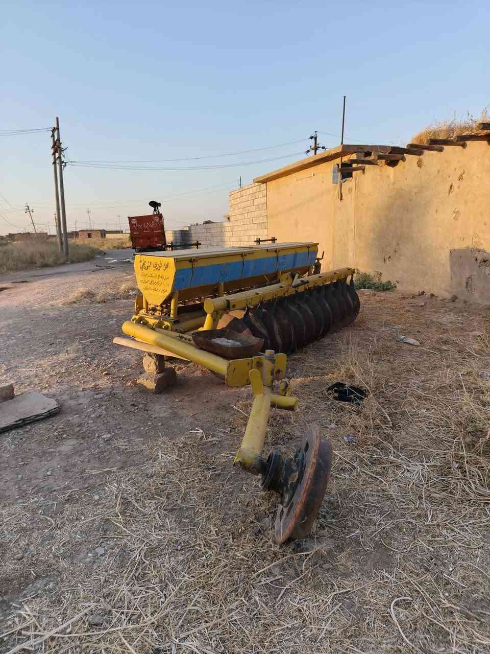 دسك 12 صاج اسباني 
دسك نظافته فوول كله شغال 
السعر ٤ مليون وبي مجال بسيط 
التفاصيل
المكان / الموصل _ قرية ابو شكة 
*********** ه‍/طه

