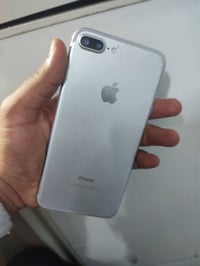 ايفون 7 بلاس • ١٢٨ جيجا • الكامرات عاطلة