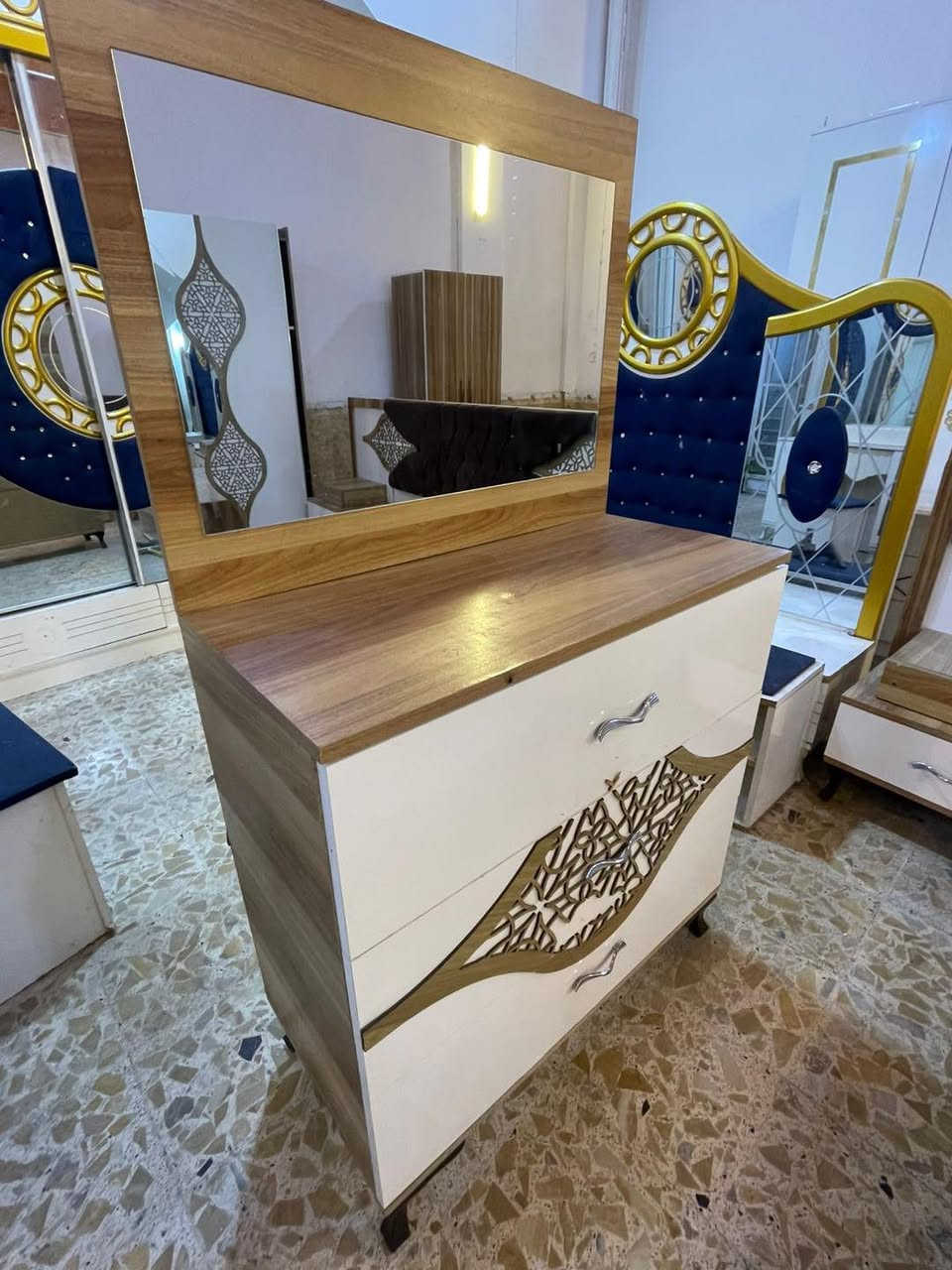 عرض خاص 
٢٩٠ الف مع النقل والشد داخل محافظه النجف الأشرف 
غرفه نوم ٥ قطع مستخدم


**إذا كنت صاحب هذا الإعلان وتريد حذفه لأي سبب، رجاءا أرسل رسالة إلى الدعم الفني**