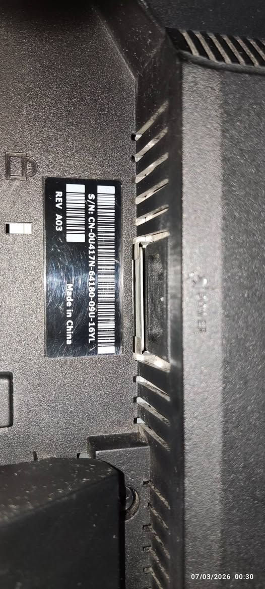 شاشة حاسبة نوع DELL حجم ١٩ بوصة ( منفذين فقط - منفذ power كهرباء + منفذ صورة VGA ) مع ( كيبل الكهرباء وكيبل الصورة ) نظافة ١٠٠٪ .
السعر ٢٥ آلف شامل التوصيل عن بغداد فقط.


**إذا كنت صاحب هذا الإعلان وتريد حذفه لأي سبب، رجاءا أرسل رسالة إلى الدعم الفني**