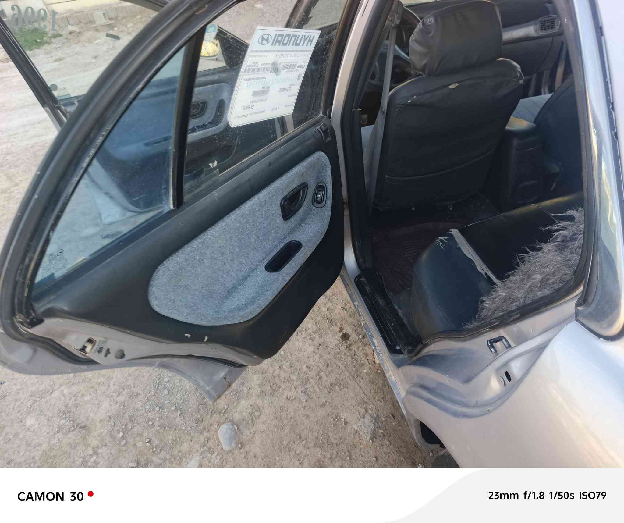 سوناتا تو موديل 1996 ديالى رقم دولي مكينه وكير كفاله  كير عادي صدر امامي وخلفي جديد سنويه ٢٠٢٩  جاهزه من كلشيي
سعر 43 بيهه مجال قليل
مكان ديالى كنعان هاتف ‏‪***********‬‏
