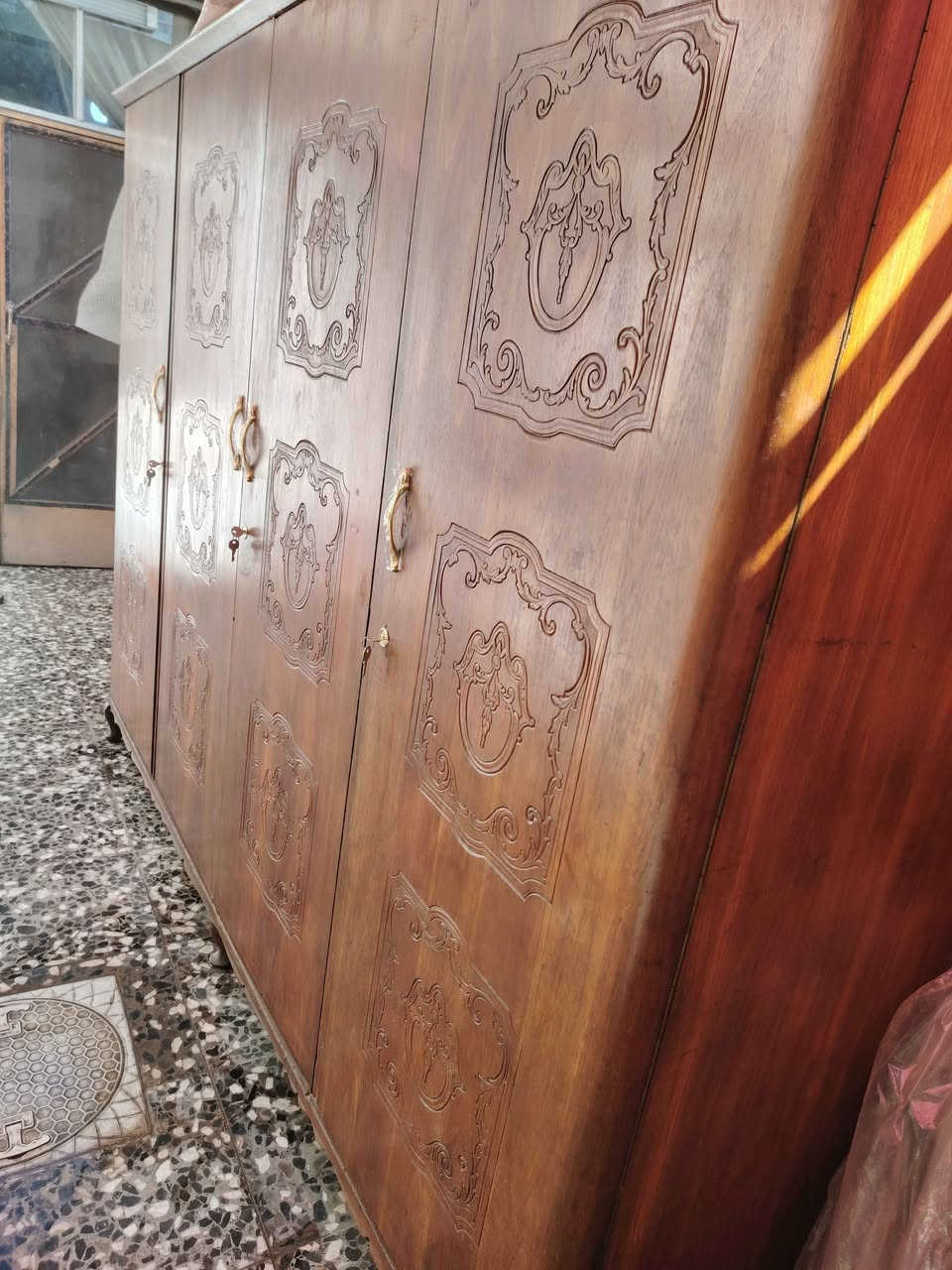 كنتور صاج الثكيل ضهر جرجوبه نظافته 99بل %
الشراي يراسل خاص العنوان البياع الرساله ثانيه الكنتور جاهز من قفاله وتلميع بغداد, العراق


**إذا كنت صاحب هذا الإعلان وتريد حذفه لأي سبب، رجاءا أرسل رسالة إلى الدعم الفني**