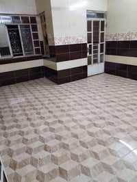 الايجار شقه طابق ثاني حي الجامعه مقابل حي المصارف المساحه 90 متر السعر...