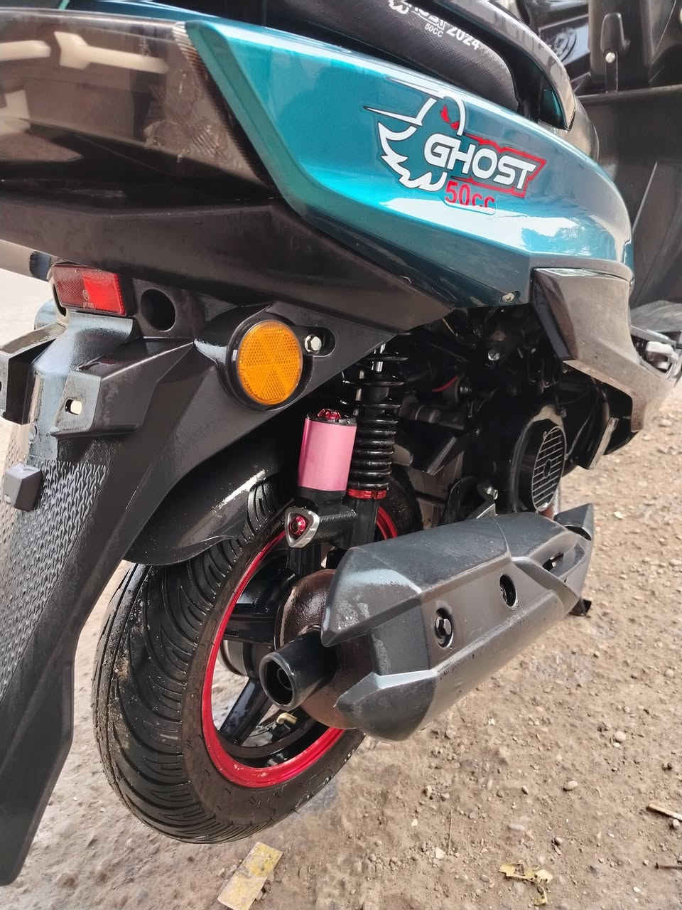 السلام عليكم دراجة گوست للبيع موديل 24 ماشية 6 الاف على ايدي دهن اصلي بانزين محسن نظيفة كلش السعر مليون العنوان بعقوبة المركز
***********
ماعندي صور كامله اعتذر لان مماخذلهة ومصارلي مجال اخذ
