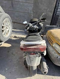 ماجسته دبل رون للبيع دراجه متروكه بس شغاله تشتغل السعر ٣٠٠لف وبيها مجا...