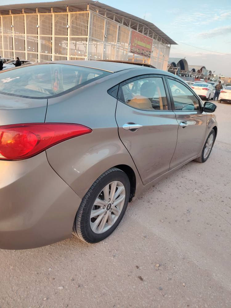 النترا مديل 2012 مكفوله  من صبغ والضربه ومكينه 1800 كير حداديه تبريد تدفئه جاهزات رقم بغداد انكليزي مداور مباشر مكاني النجف ناحيه العباسيه *********** السعر 103 النجف, العراق
