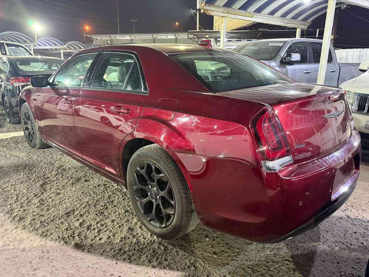 اوباما فول مواصفات 
بدون ايرباك 
حساسات 
رادارات 
كامرات 
كشنات جلد تدفئة و تبريد 
محرك 3600
ماشية 15000
مرقمة بغداد بأسمي
*********** بي واتساب
