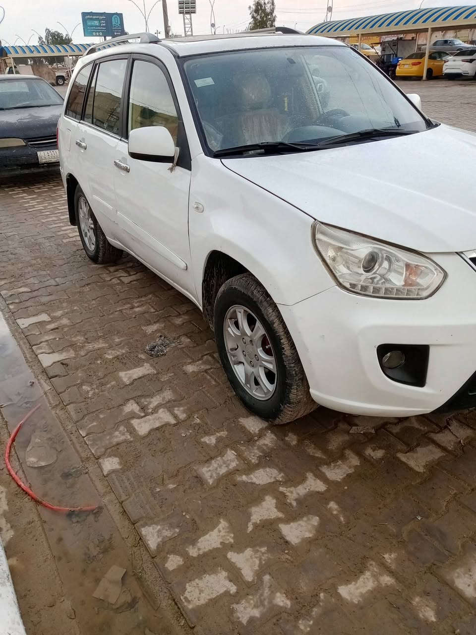 اسلام عليكم ورحمة الله..
تيكو2013كفاله.. 
مكينه
كير
حداديه
تخم تاير جاهز.. 
تحوييل مباشرسعرها 60 اومراوس حسب لقناعه اب تكسي.. 
مكاني كوت.. 
***********
