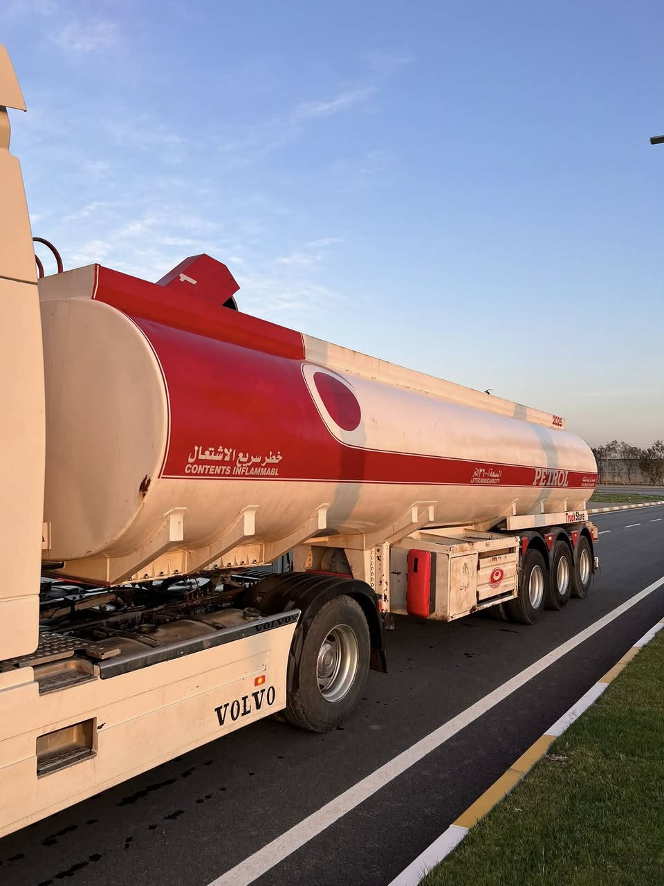 تانگار بؤ فرؤشتن  موديل 2025 وعت خنجار  هامو چياني به شرت *********** /***********
