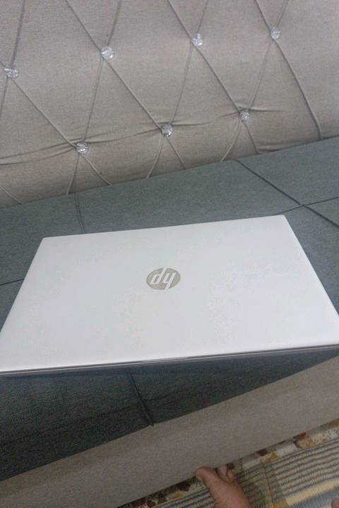 Hp probook 650g G4 
رام 16g
هارد 256ssd 
الشاشة 14 
بصمة 
منفذ usb 2 
منفذ تايب سي 1 
hdmi 
كارت ميموري 
ويندوز 10اصلي 
core i5