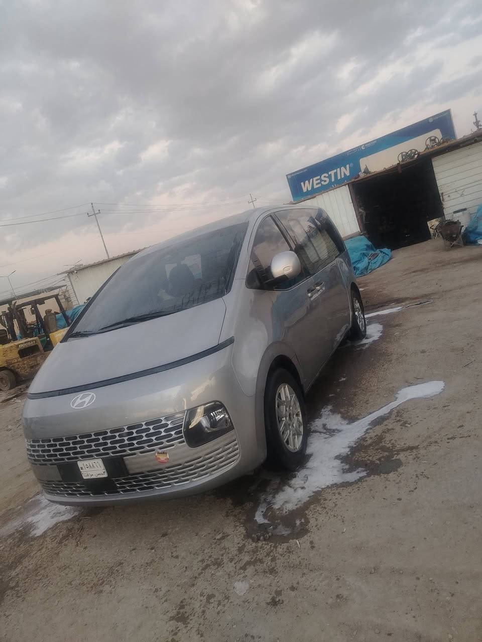 ستاريه  2025 سياره جديده دخول جديد بدون رقم سياره كاز سياره مشترك سياره نظيفه بمعنى الكلمه سعر 210وبيه. مجالوهذا رقم تلفونه *********** وثير ***********
