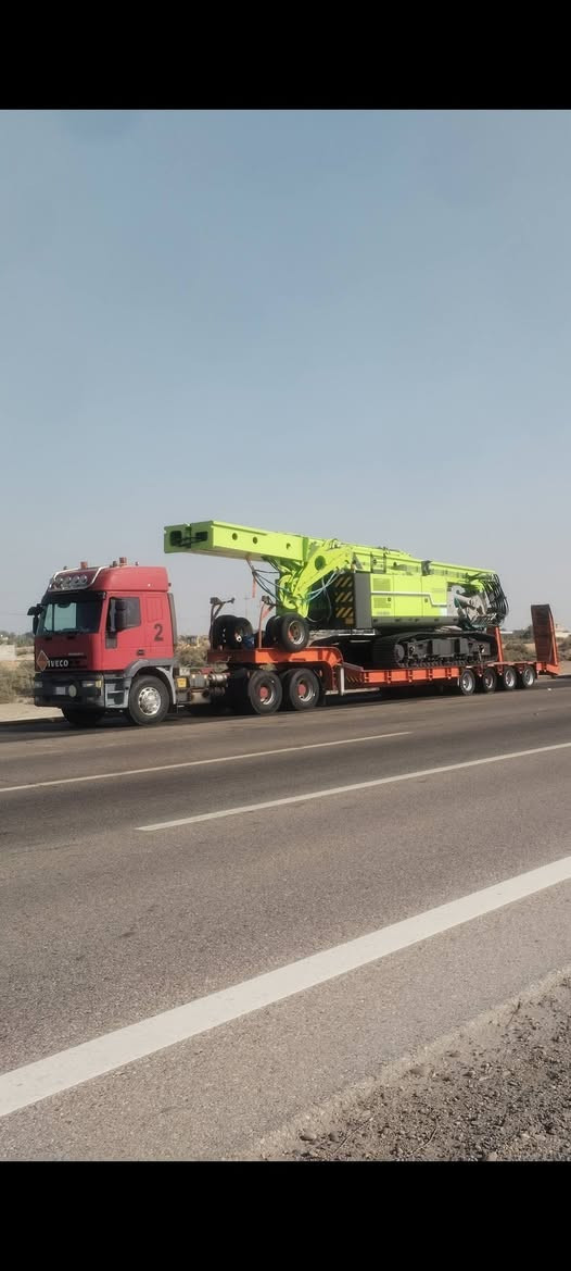 سلام عليكم من رخصت صاحب الكروب عندي راس او عربانه لودر راس سكس ويل موديل ٩٢ مكفول كير مكينه تتفه تبريد حداديه كهربايات تخم تاير جاهزه من الخير ابيع بس راس وبيع كامله عربانه عمل خير من الله حماله محمل  ٨٥ طن عربانه عمل طول ١٠ اونص العرض ٣٤٠ ارتفاع ٩٠ خير من الله رقم تليفون ***********  ابو احمد
