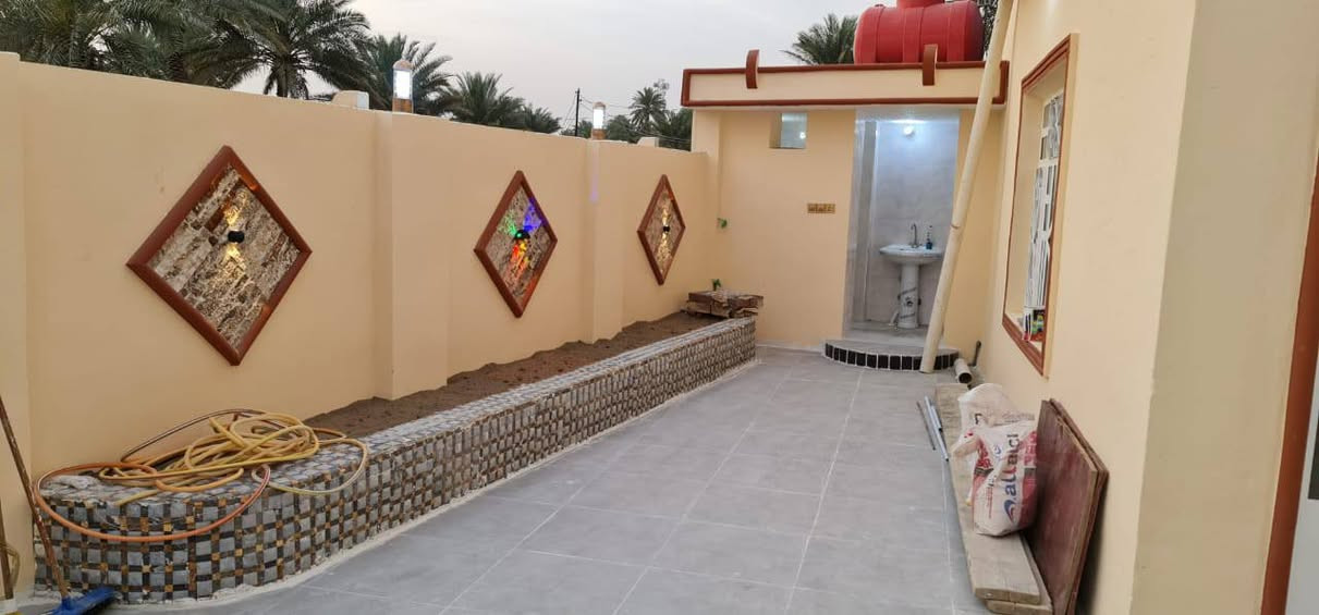 السلام عليكم
  دار للبيع مكان مميز جدا 
طابو صرف
نوع البناء طابوق السقف عكاده
العنوان / /بابل المدحته الجمعيه  على التبليط مباشر قرب مدارس نور الاجيال
المساحه ١٢٠متر
خدمات كامله من ماء وكهرباء و تبليط مجاري خارجية 
السعر/١٣٥وبي مجال
تفاصيل
استقبال 
صاله 
عددالغرف ٢
مطبخ 
مناور 
طارمه كبيره كراج سياره
مجمع صحيات داخلي وخارجي
تحويل البيت ثاني يوم بعد الشراء 
بناء حديث موقع جيد جداً مع
بناء درجه اولا
بناء حديث
عرض الشارع ١٠متر تبليط
ملاحظة //البيت باسم مالكه شخصين
تحويل البيت ثاني يوم بعد الشراء
للاستفسار
مراجعة  مكتب دلالية وائل الهندي 
وائل الجبوري***********
او علي***********
مكتب دلالية وائل الهندي بابل المدحتيه الحمزه الغربي ع شارع 60 قرب سلوان ابو الكاشي مقابيل فرع علي قماره
