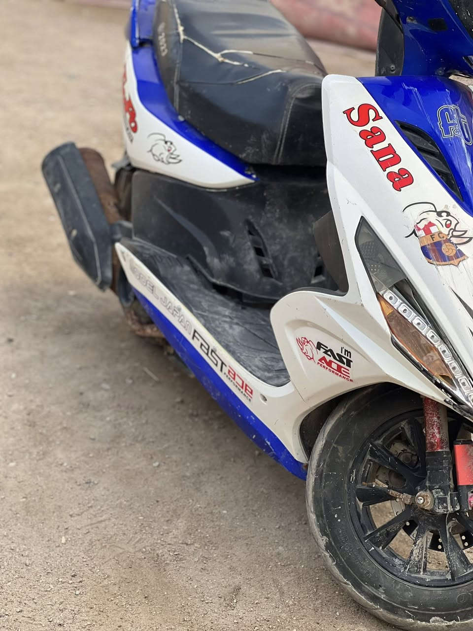 ماكس. ثعلب موديل2023 دراجة. مجفت مكينه بالجديد ويرادلهة شغل كهربائيات. شوي. وكفرهة الكدام وكم وتشخط هيج مو مكلوب. اشاير وسكنات شغالل بس. يراد. ينربطن الفيش من داخل. مستعجل علا. بيعتهة ب325 وبيهة. مجال
عنوان البصره. ابو صخير. 
تواصل:***********
