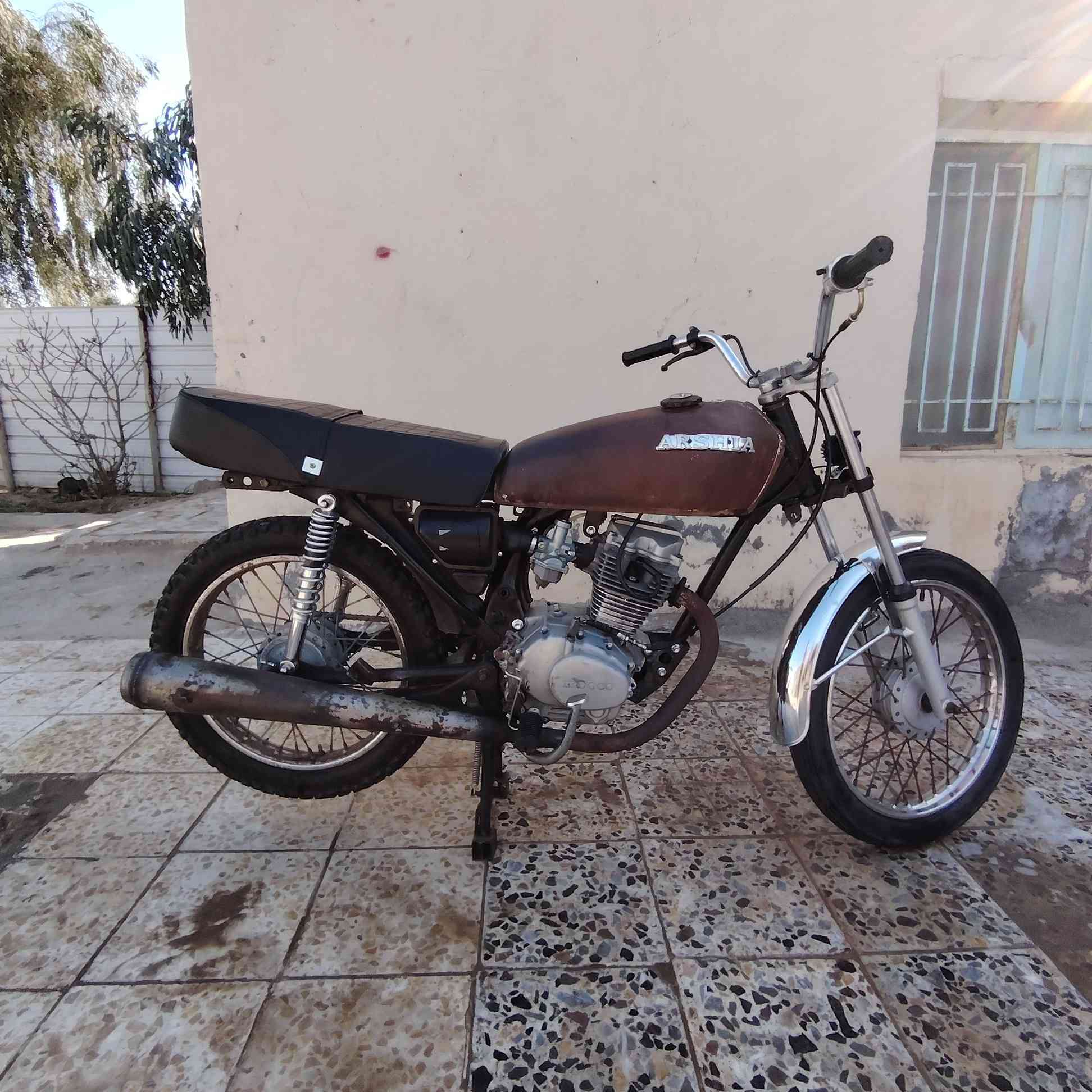 سلام عليكم دراجه اربعه كير كلك مويل 2013شاصي بابي قطرت لحيم دراجه حلوه ونضيفه محرك زين دك فصله الهت خذه سعر دك عليك  ***********‬‏
