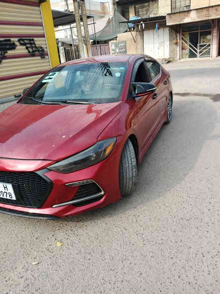 السلام عليكم للبيع الانترا اومراوس بكورلا هايبرد السياره موديل 2017محرك 1600تيربو السيارات فئه السبورت دبل اكزوز مواصفات عدسات ام الد الحمر وكشنات جلد وتدفئه بل كشنات مشدود تخم تاير جديد وتخم ويل هم جديد تبريد ثلج  شفتات رياضي بيه صدر امامي خلفي خير من الله سنويه بسمي تحويل ثاني يوم ارقام انكليزي رايده 125 مكاني الدوره أبو دشير ***********
